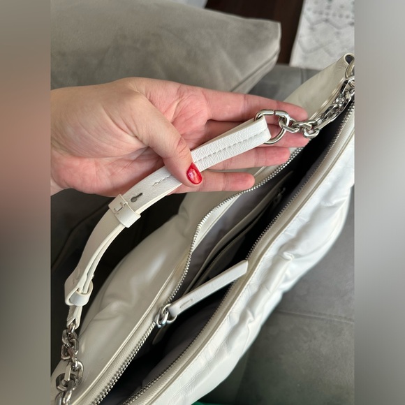 SOLD! SOLD! Maison Margiela Glam Slam Hobo Medium Bag In White Leather Unisex - Picture 10 of 15